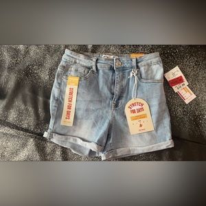 Blue jeans.